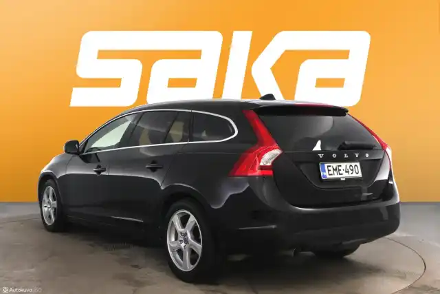 Musta Farmari, Volvo V60 – EME-490