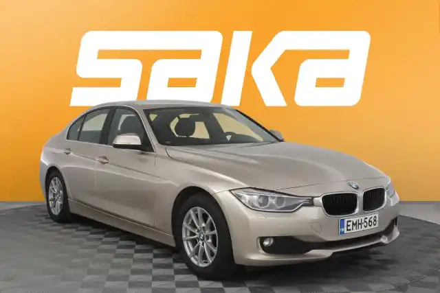 Harmaa Sedan, BMW 316 – EMH-568