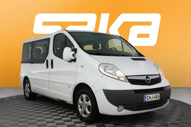 Valkoinen Tila-auto, Opel Vivaro – EMJ-485