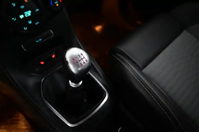 Sininen Viistoperä, Ford Fiesta – EMK-146