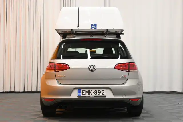 Harmaa Viistoperä, Volkswagen Golf – EMK-892