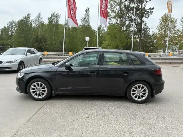 Musta Viistoperä, Audi A3 – EMM-861
