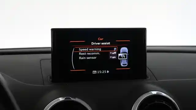 Musta Viistoperä, Audi A3 – EMM-861