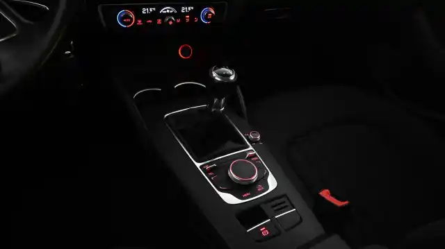 Musta Viistoperä, Audi A3 – EMM-861