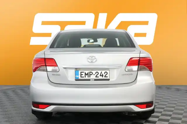 Hopea Sedan, Toyota Avensis – EMP-242