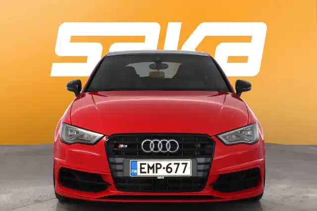 Punainen Coupe, Audi S3 – EMP-677