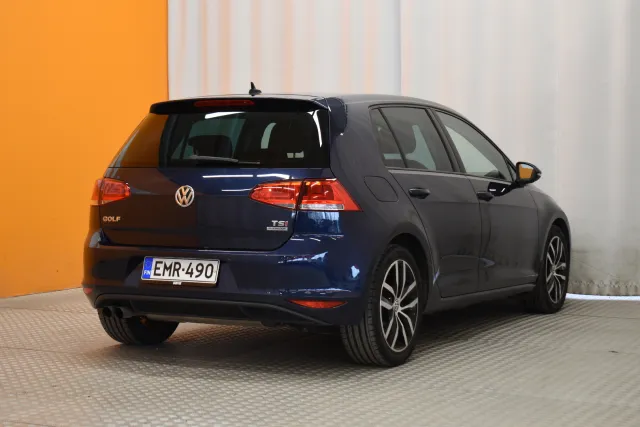 Sininen Viistoperä, Volkswagen Golf – EMR-490