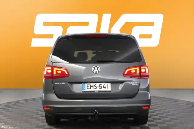 Harmaa Tila-auto, Volkswagen Sharan – EMS-541