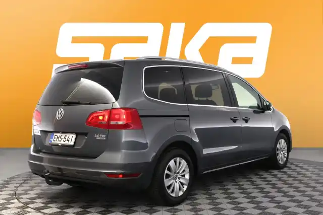 Harmaa Tila-auto, Volkswagen Sharan – EMS-541