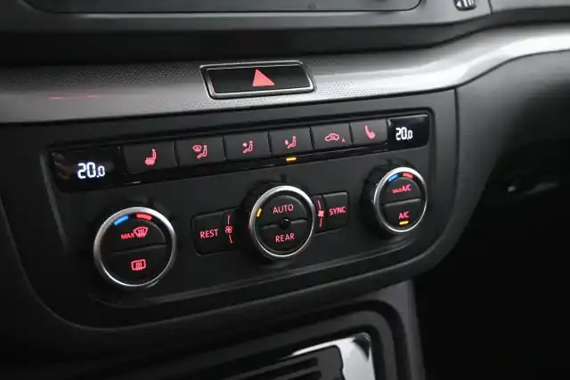 Harmaa Tila-auto, Volkswagen Sharan – EMS-541