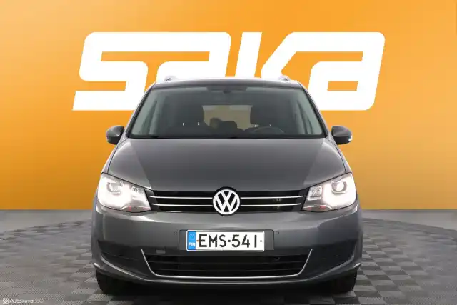 Harmaa Tila-auto, Volkswagen Sharan – EMS-541
