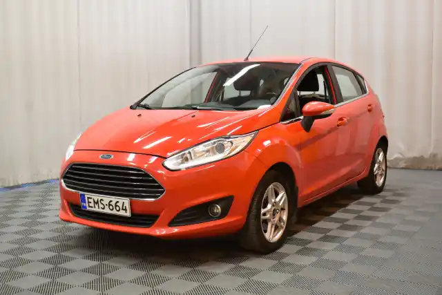 Punainen Viistoperä, Ford Fiesta – EMS-664