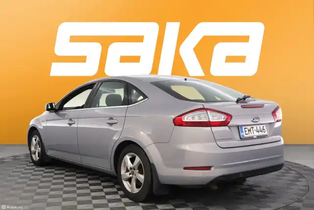 Harmaa Sedan, Ford Mondeo – EMT-446