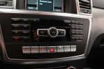 Valkoinen Maastoauto, Mercedes-Benz ML – EMU-781, kuva 21