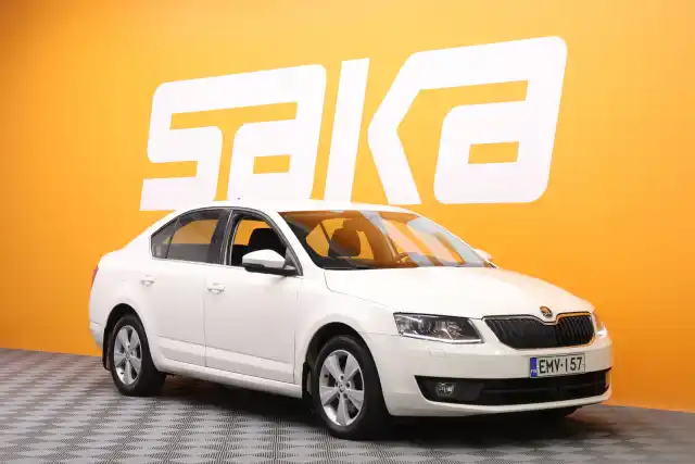 Valkoinen Viistoperä, Skoda Octavia – EMV-157