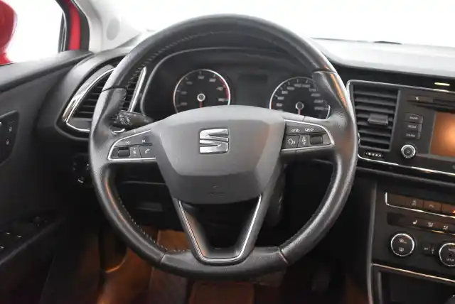 Punainen Farmari, Seat Leon ST – EMV-224