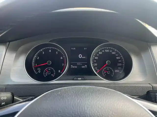 Sininen Viistoperä, Volkswagen Golf – EMV-291