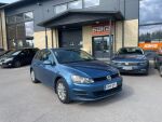 Sininen Viistoperä, Volkswagen Golf – EMV-291, kuva 1
