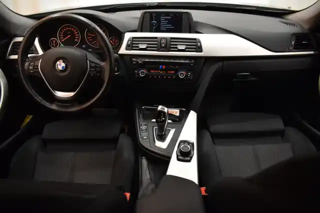 Harmaa Sedan, BMW 328 Gran Turismo – EMV-313