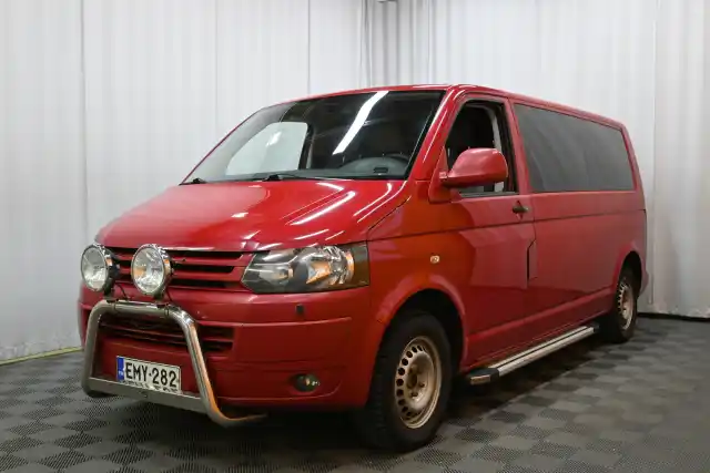 Punainen Tila-auto, Volkswagen TRANSPORTER – EMY-282