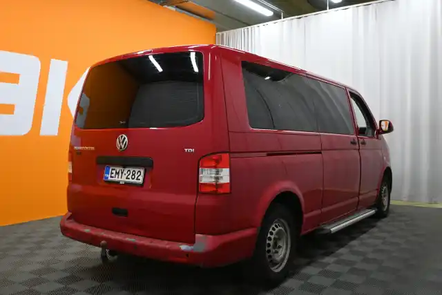 Punainen Tila-auto, Volkswagen TRANSPORTER – EMY-282