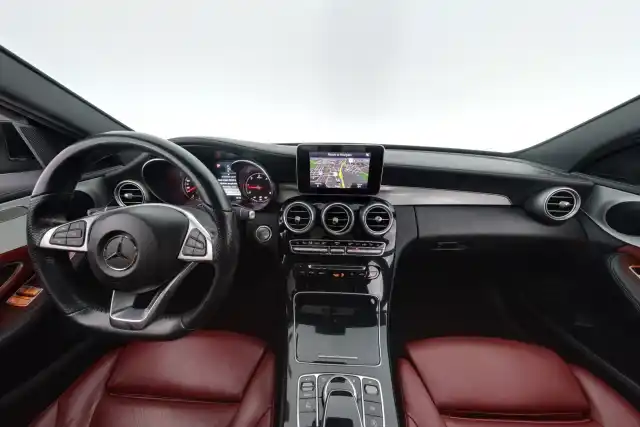 Musta Sedan, Mercedes-Benz C – EMZ-390