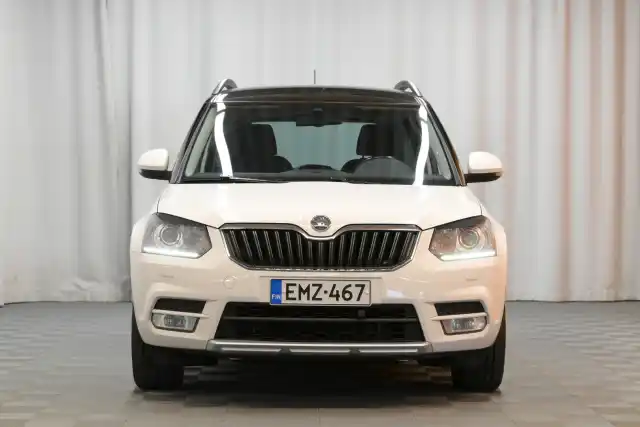 Valkoinen Maastoauto, Skoda Yeti – EMZ-467