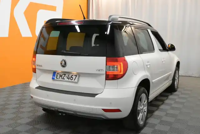 Valkoinen Maastoauto, Skoda Yeti – EMZ-467