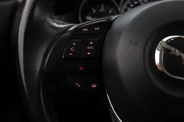 Harmaa Maastoauto, Mazda CX-5 – ENA-184