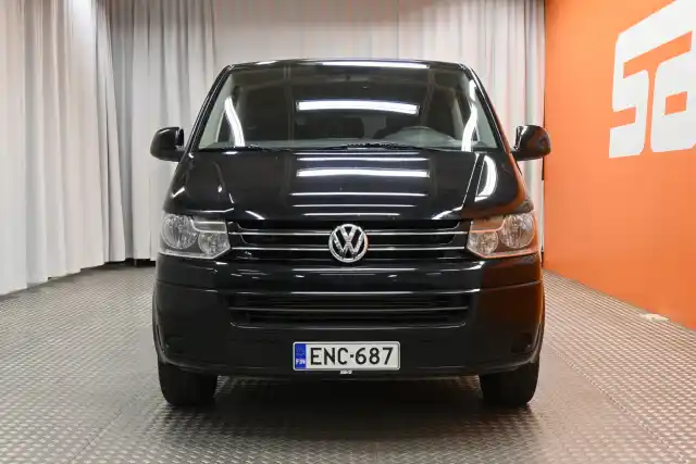 Musta Tila-auto, Volkswagen Caravelle – ENC-687