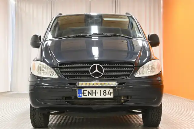 Musta Pakettiauto, Mercedes-Benz VITO – ENH-184