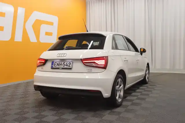 Valkoinen Viistoperä, Audi A1 – ENH-542