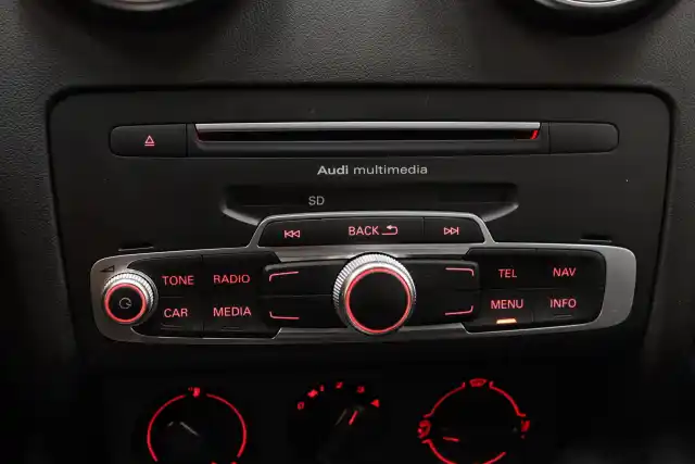 Valkoinen Viistoperä, Audi A1 – ENH-542