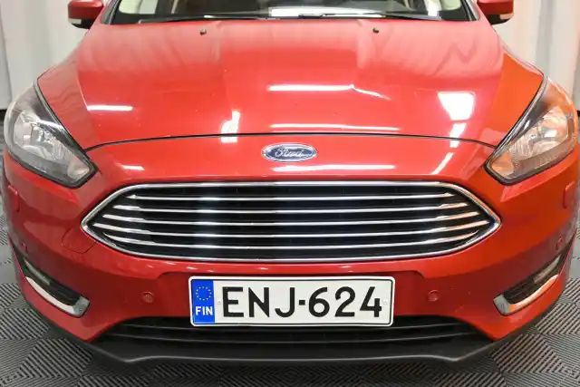 Punainen Farmari, Ford Focus – ENJ-624