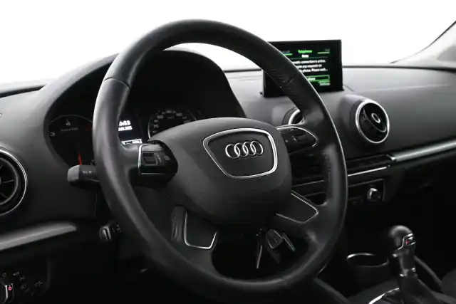 Harmaa Viistoperä, Audi A3 – ENK-252