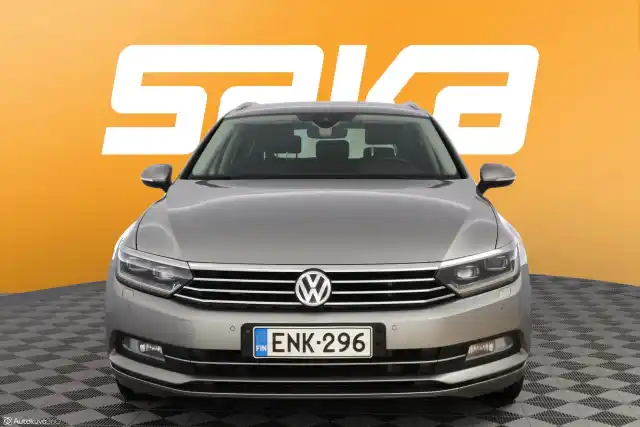 Harmaa Farmari, Volkswagen Passat – ENK-296