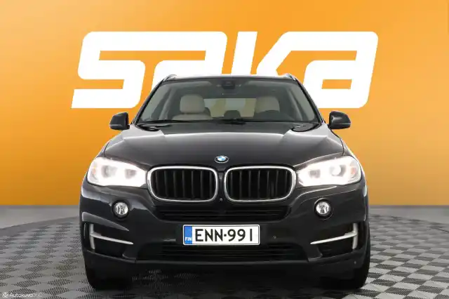 Musta Maastoauto, BMW X5 – ENN-991