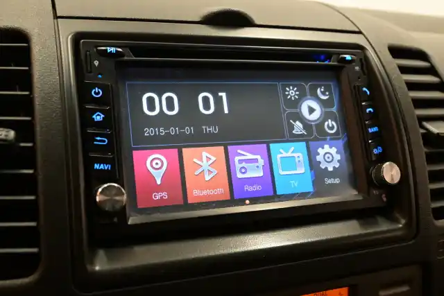Valkoinen Avolava, Nissan Navara – ENR-397