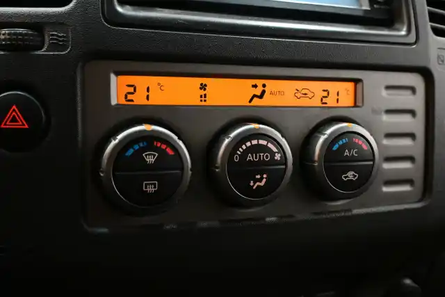 Valkoinen Avolava, Nissan Navara – ENR-397
