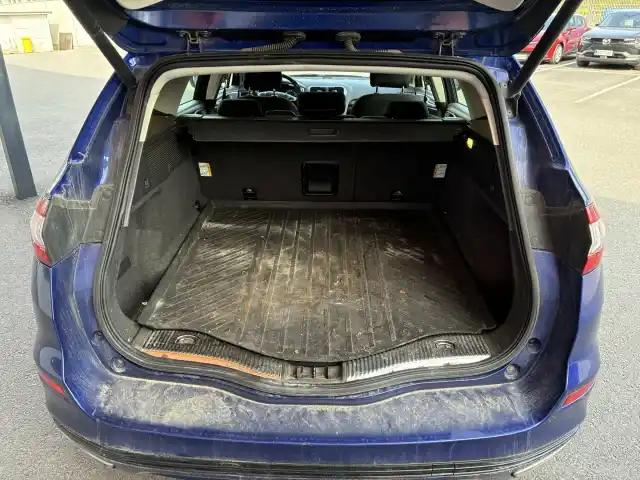 Sininen Farmari, Ford Mondeo – ENS-436