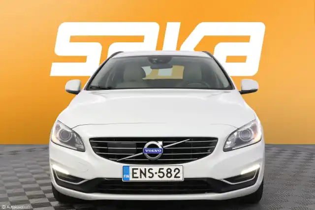 Valkoinen Farmari, Volvo V60 – ENS-582