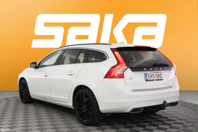 Valkoinen Farmari, Volvo V60 – ENS-582