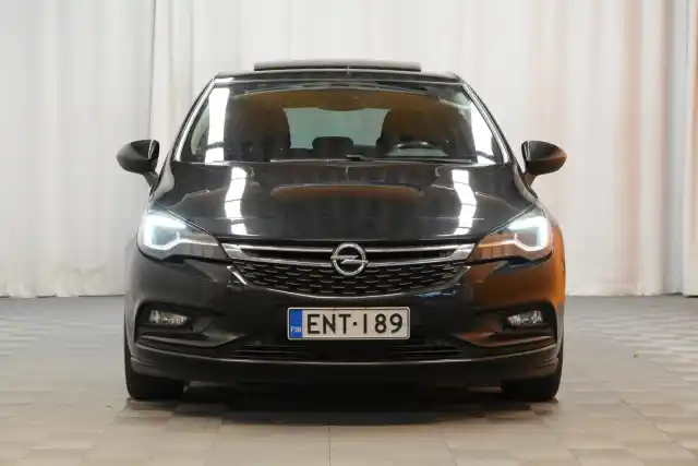 Musta Viistoperä, Opel Astra – ENT-189