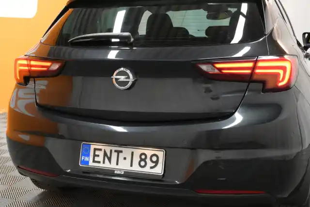 Musta Viistoperä, Opel Astra – ENT-189