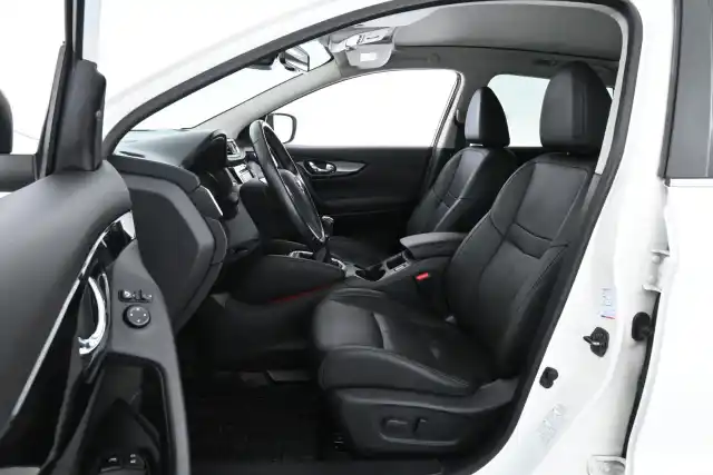 Valkoinen Maastoauto, Nissan Qashqai – ENT-670