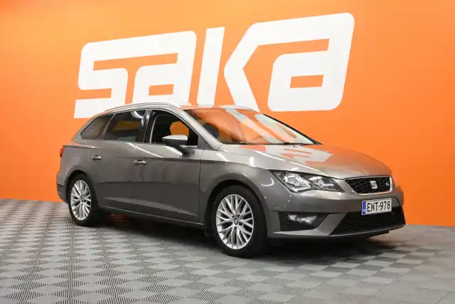 Harmaa Farmari, Seat Leon ST – ENT-978