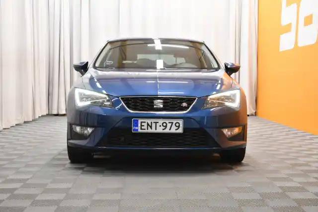 Sininen Viistoperä, Seat Leon – ENT-979