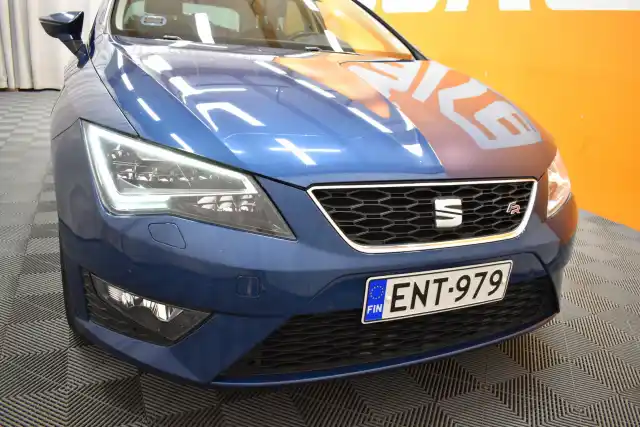 Sininen Viistoperä, Seat Leon – ENT-979