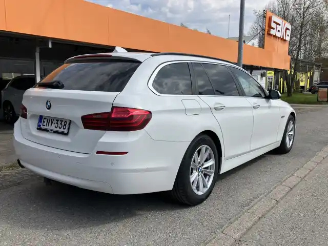 Valkoinen Farmari, BMW 518 – ENV-338