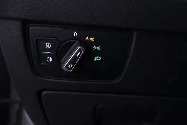 Harmaa Farmari, Volkswagen Passat – ENX-867